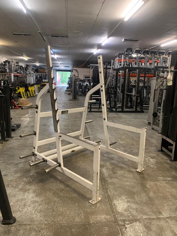 cybex squat cage Hammer Strength