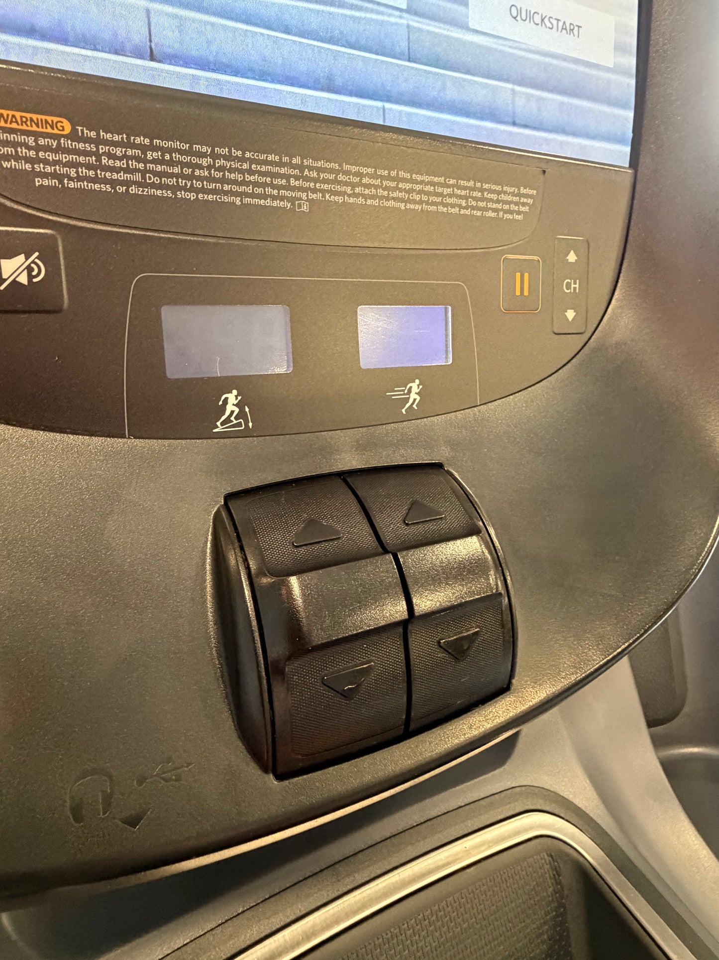 PRECOR TRM 885 WITH P82 CONSOLE