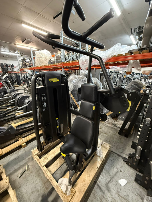 Technogym selection 700 vertical traction black