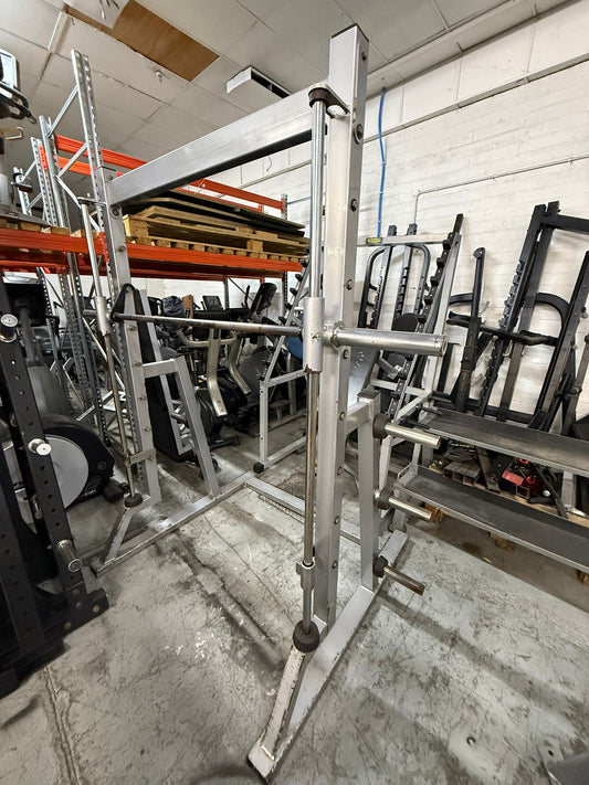 Pullan sports smith machine