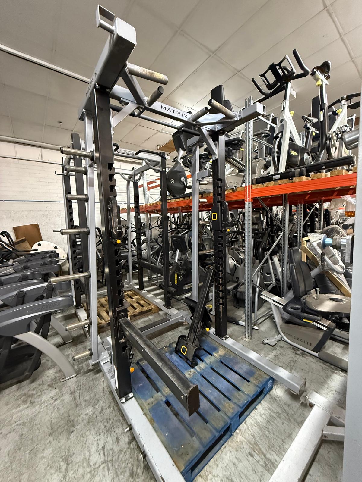 Matrix half rack